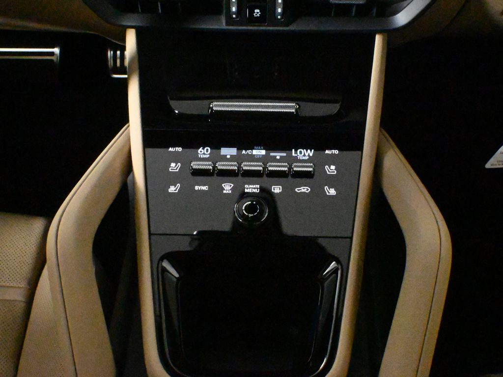 Thumbnail: 2026 Porsche  - 25