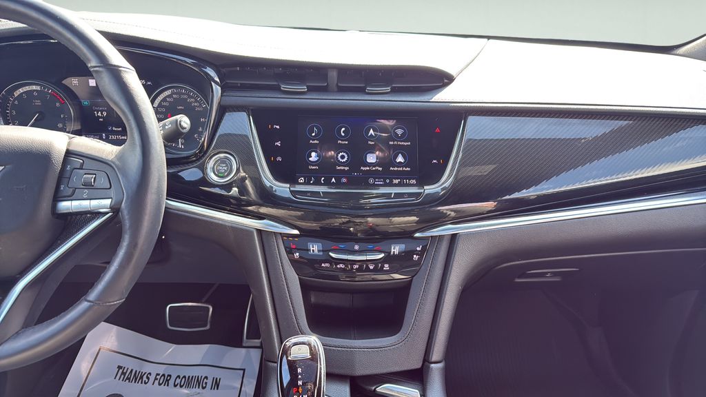 2024 Cadillac XT6