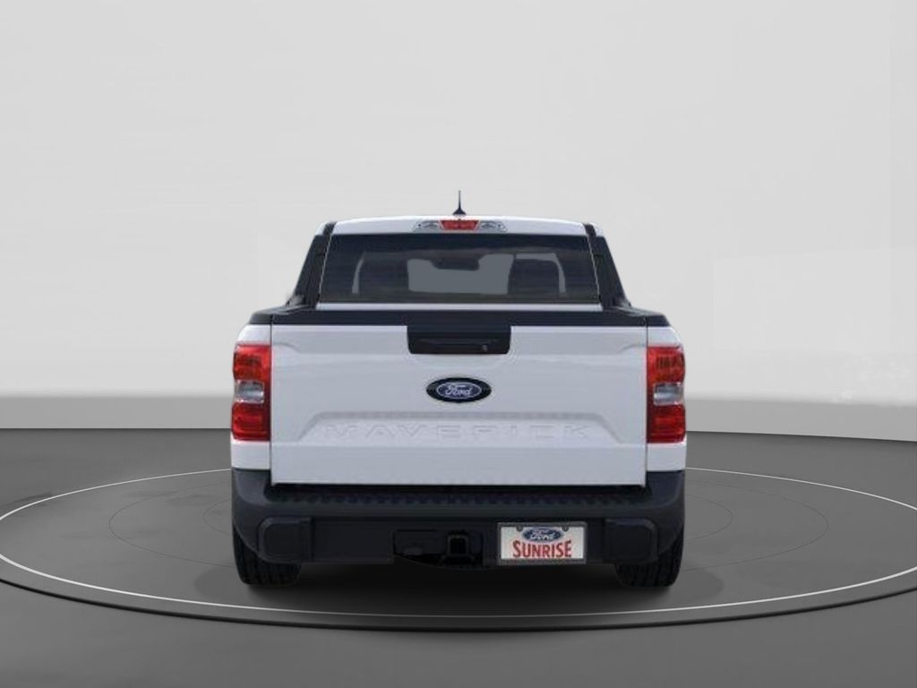 New 2026 Ford Maverick XLT 4D Crew Cab