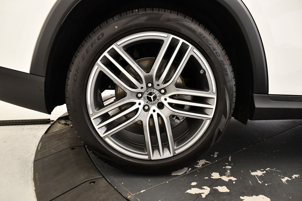 Thumbnail: 2025 Mercedes-Benz GLS - 15