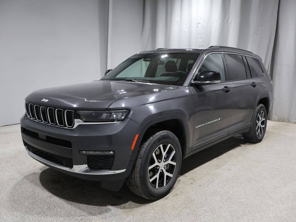 View vehicle photo 5