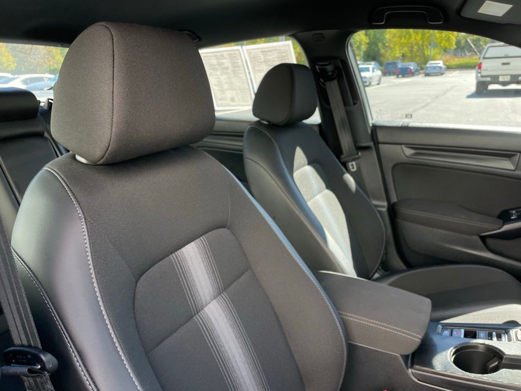 Thumbnail: 2025 Honda Civic - 30