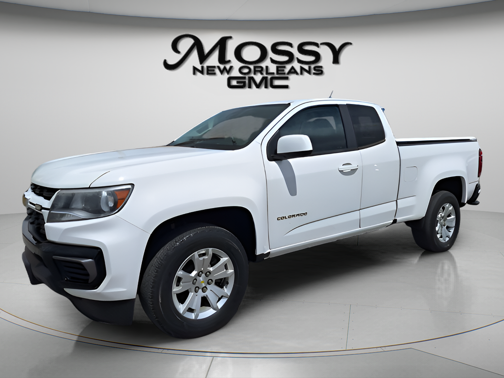 Summit White 2022 Chevrolet Colorado LT Extended Cab RWD Pickup Truck 4X2 6-Speed Automatic