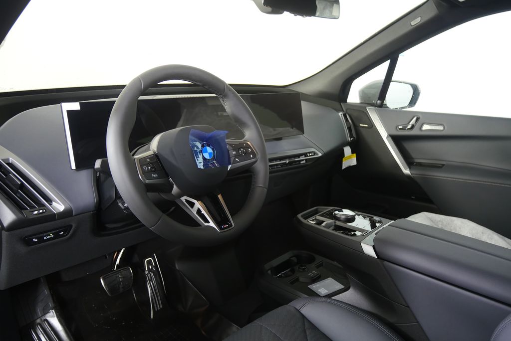 Thumbnail: 2026 BMW iX - 14