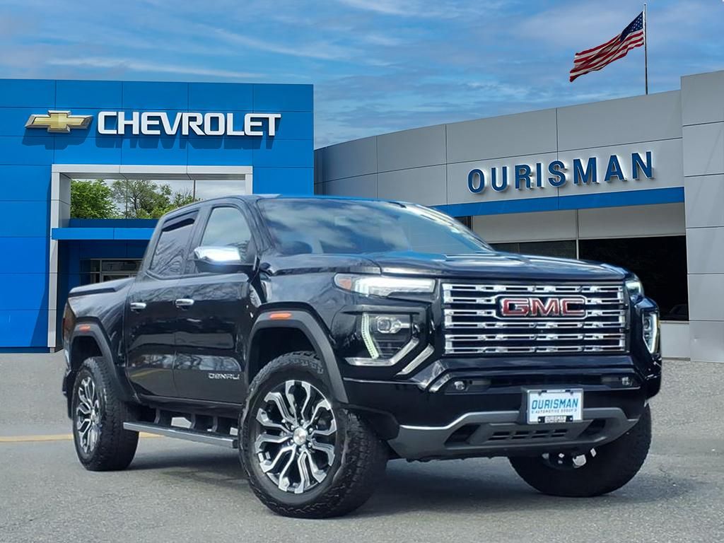 2024 GMC Canyon Denali Crew Cab 4WD