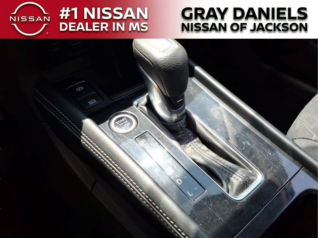 Used 2021 Nissan Kicks SUV
