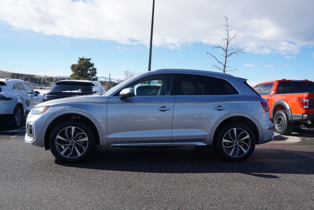 2022 Audi Q5 45 S line Premium Plus 8