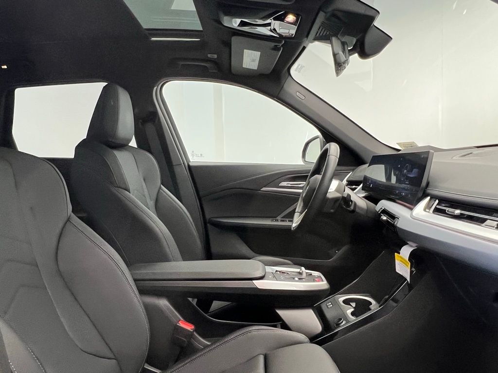 2025 BMW X1 xDrive28i 7