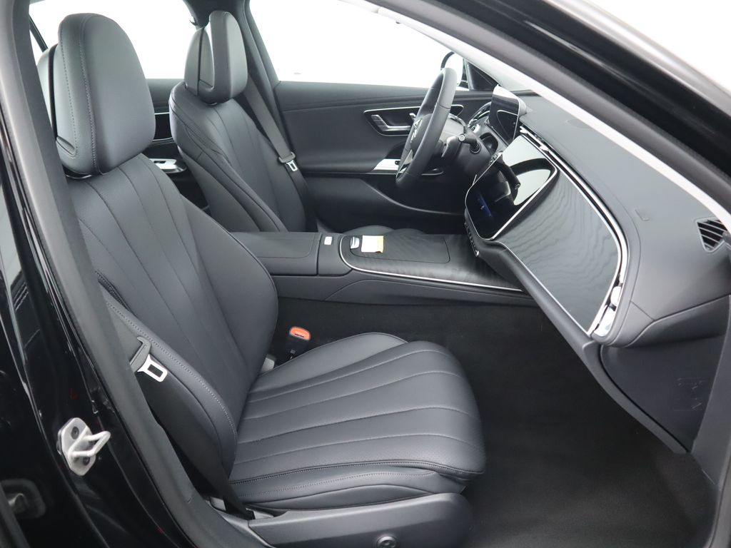 Thumbnail: 2026 Mercedes-Benz E-Class - 22