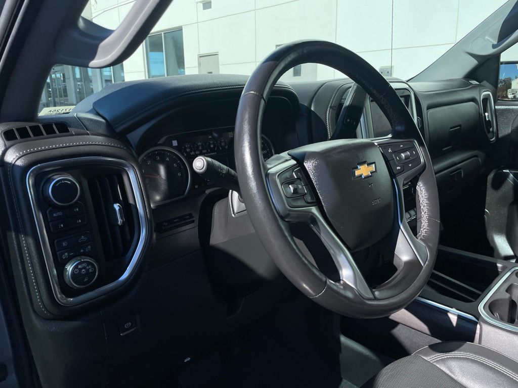 Thumbnail: 2019 Chevrolet Silverado 1500 - 27