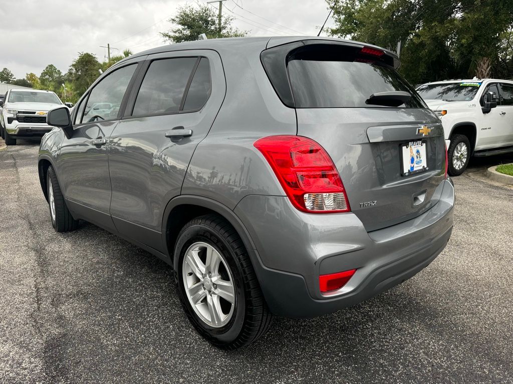 2020 Chevrolet Trax LS 6