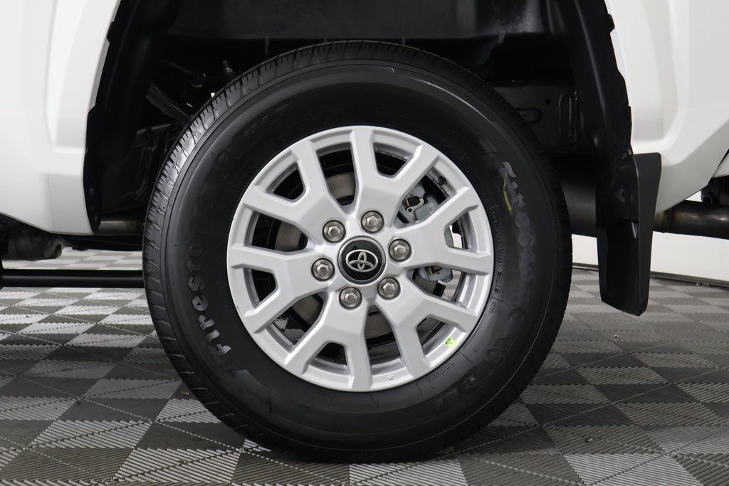 Thumbnail: 2025 Toyota Tacoma - 10