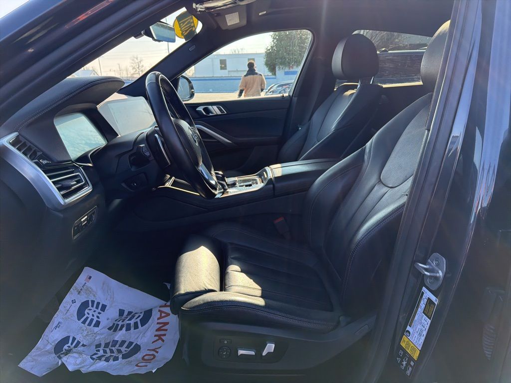 Thumbnail: 2021 BMW X6 - 18