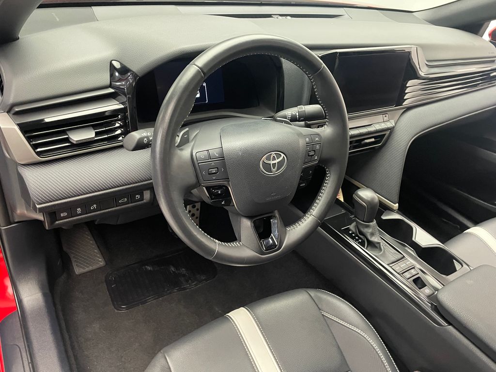 Thumbnail: 2025 Toyota Camry - 11