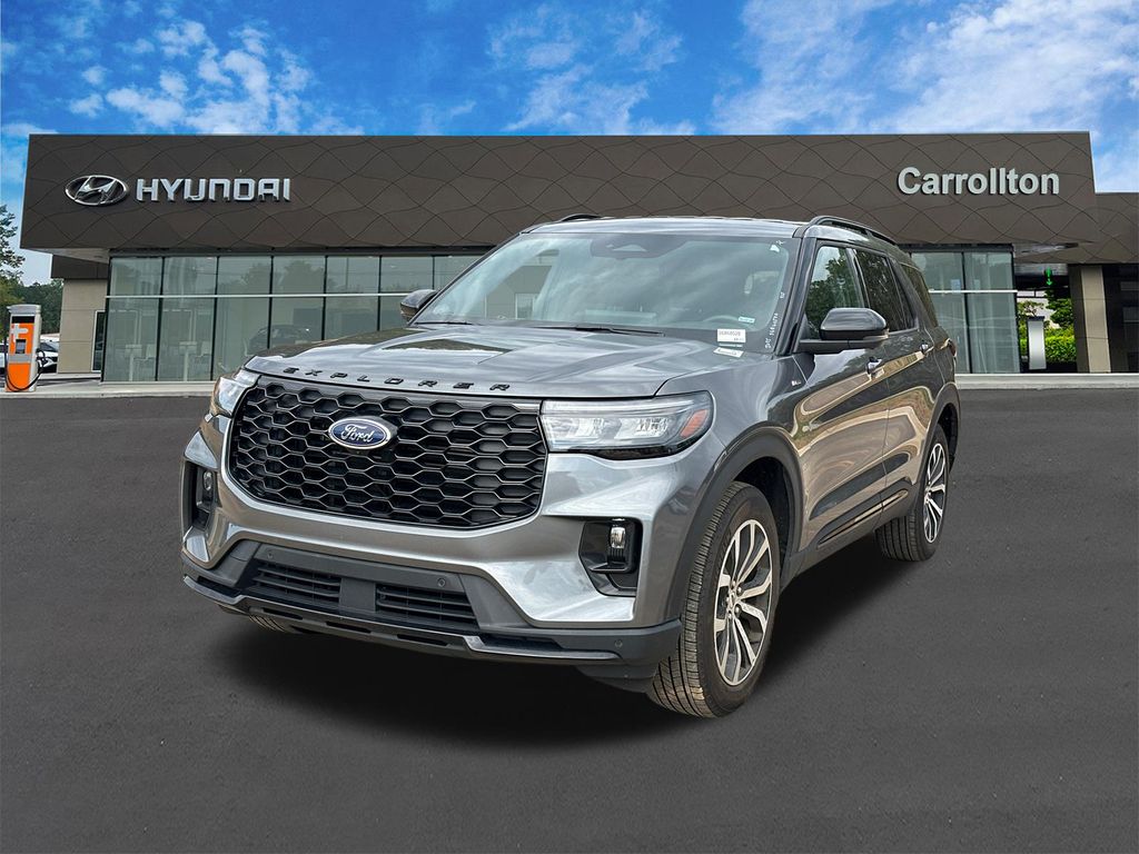 2025 Ford Explorer ST-Line AWD