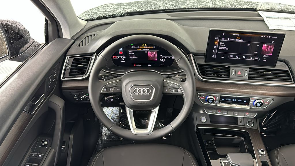 2025 Audi Q5  12