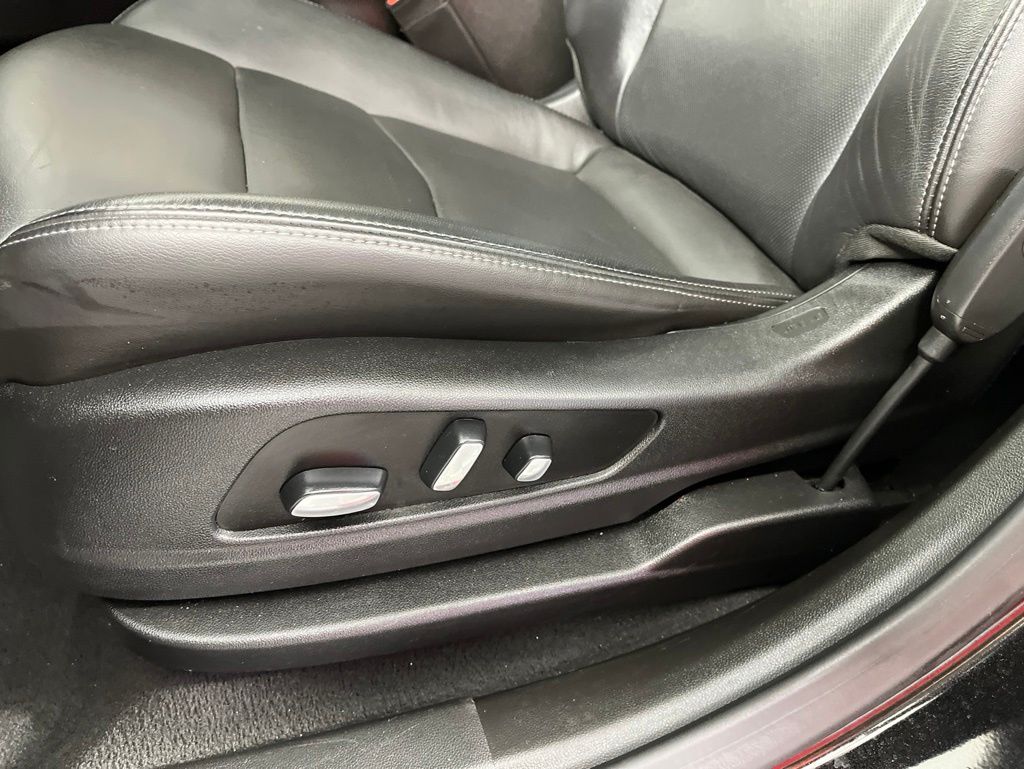 Thumbnail: 2020 Cadillac XT6 - 29