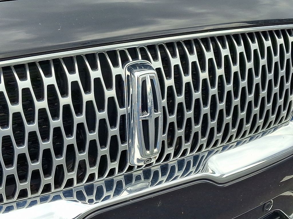 2022 Lincoln Nautilus Reserve 4