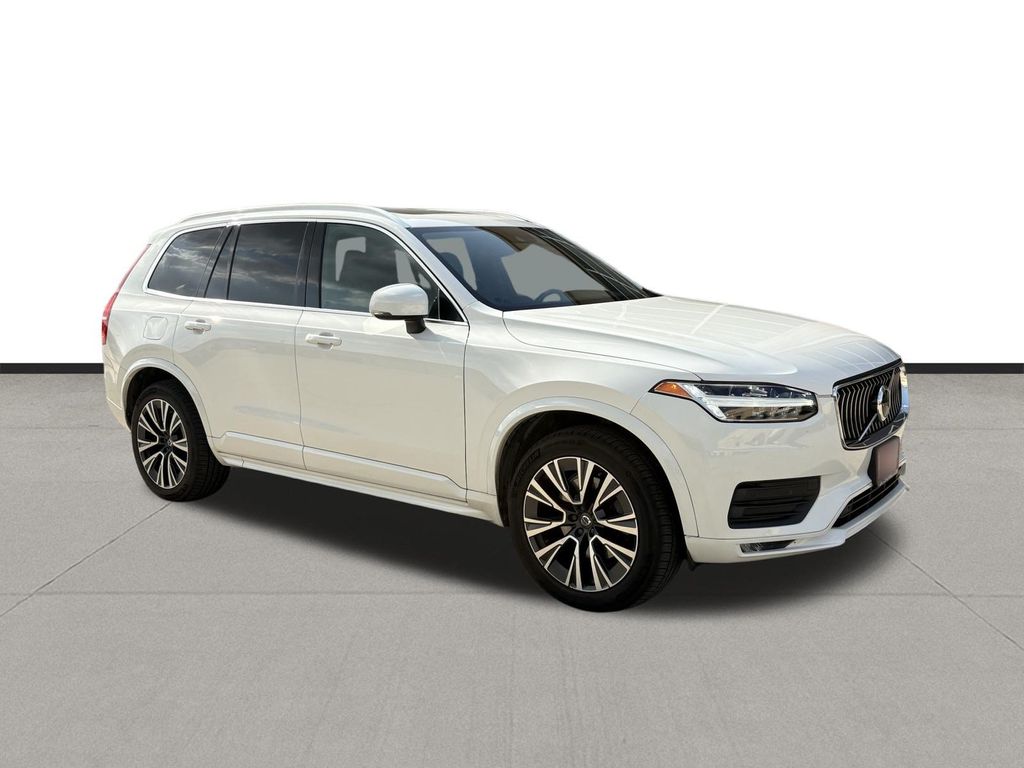 2020 Volvo XC90 T5 Momentum White at Ultimate Motorsports