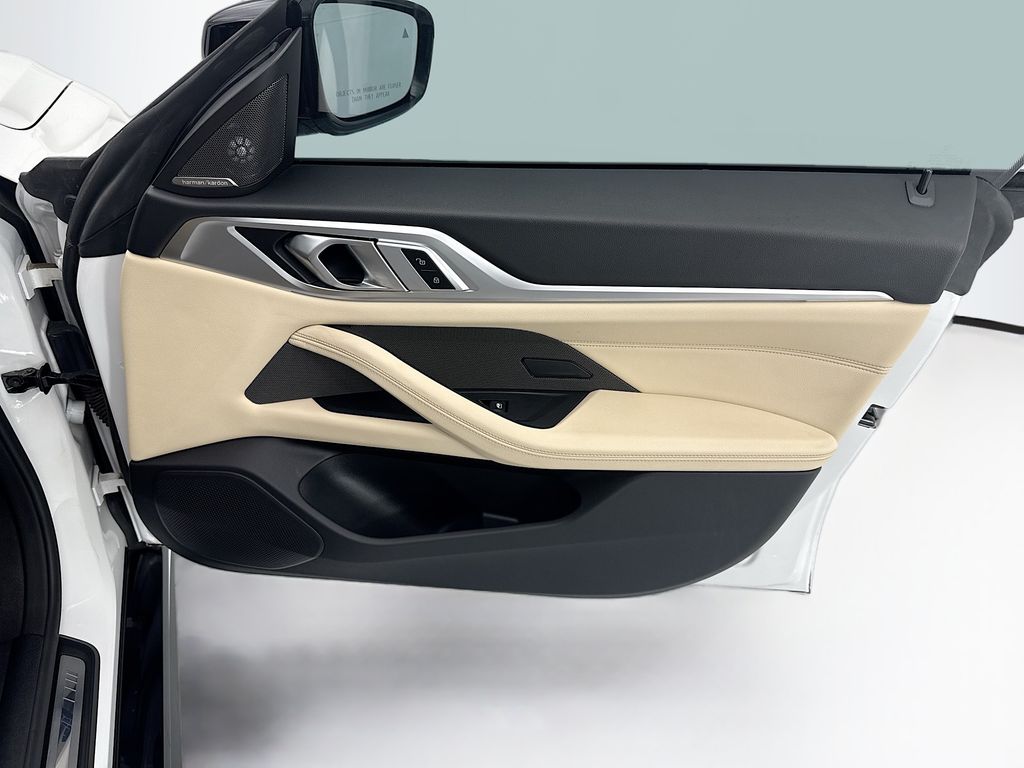 Thumbnail: 2023 BMW i4 - 24