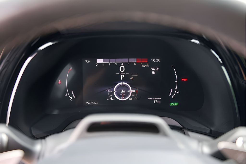 Used 2024 White Lexus 500h F SPORT Performance image 14