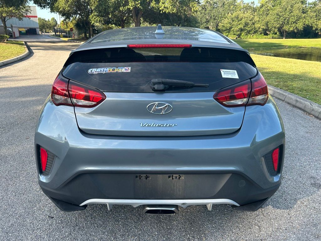 Thumbnail: 2019 Hyundai Veloster - 4