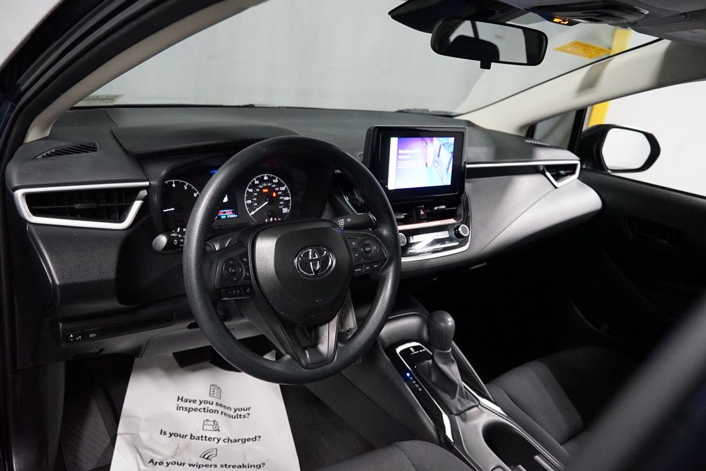 Thumbnail: 2025 Toyota Corolla - 11