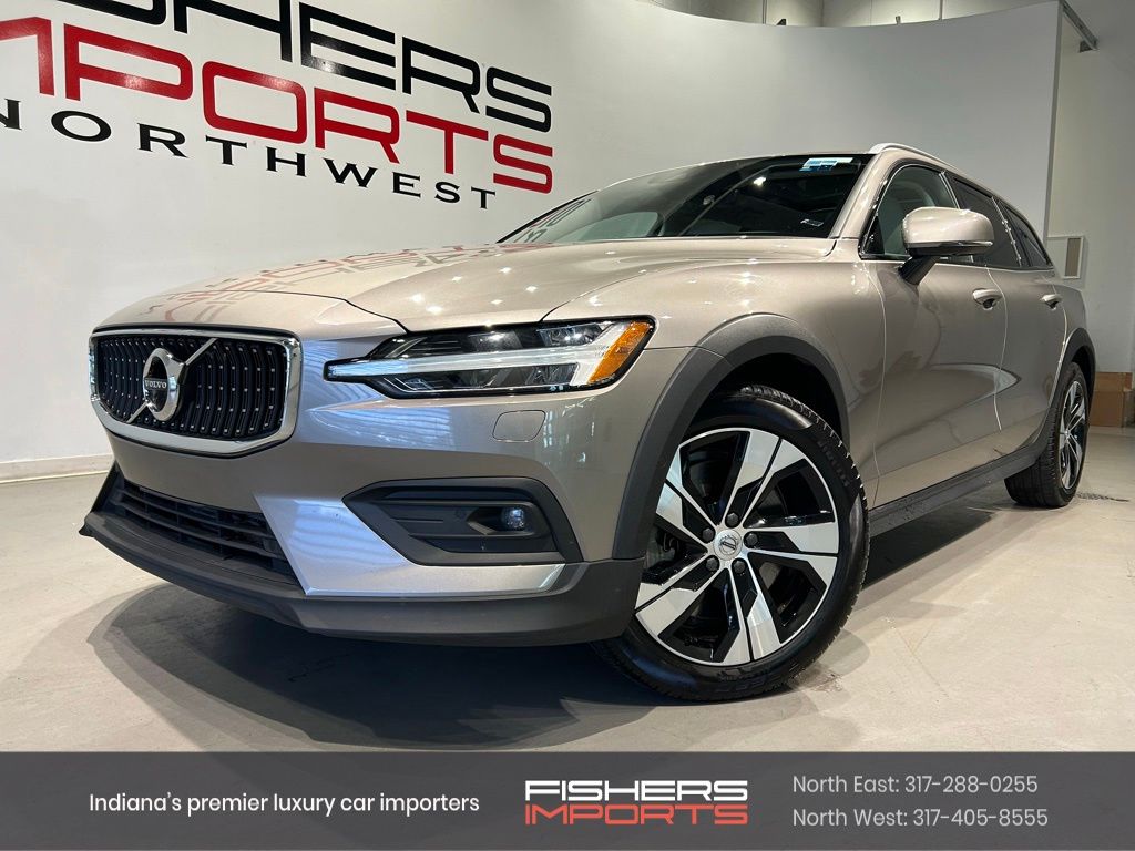 Gray Metallic 2020 Volvo V60 Cross Country T5 AWD Wagon All-Wheel Drive Automatic