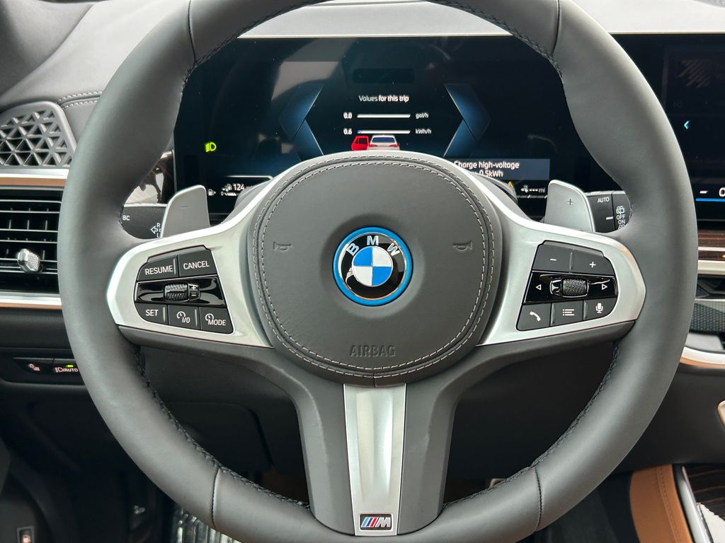 Thumbnail: 2026 BMW X5 - 18