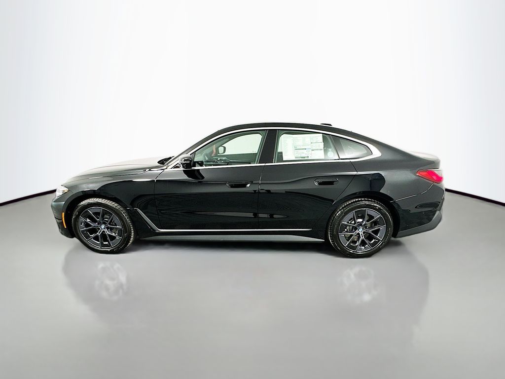 Thumbnail: 2025 BMW i4 - 8