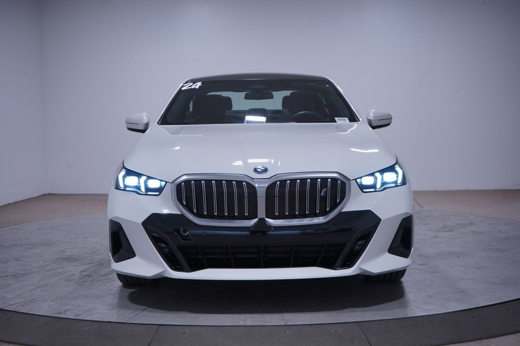 2024 BMW i5 eDrive40 4