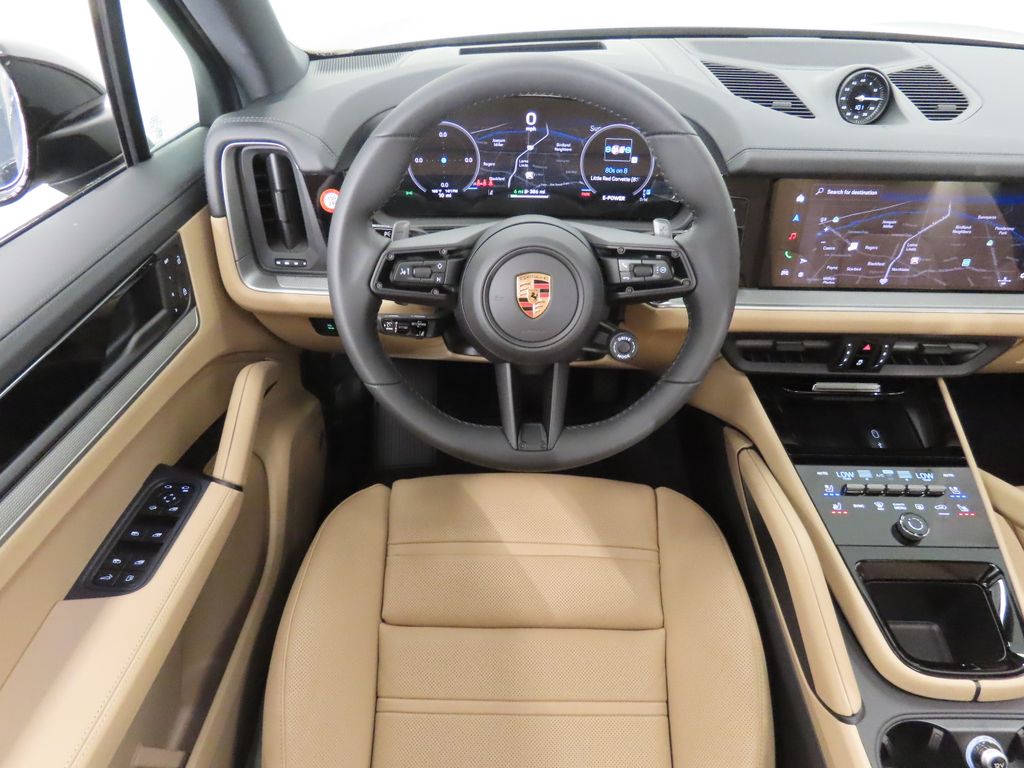 Thumbnail: 2026 Porsche Cayenne - 17
