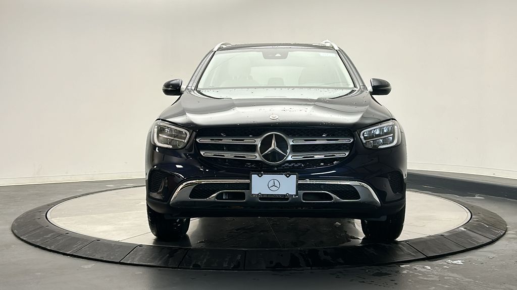 2022 Mercedes-Benz GLC 300 2