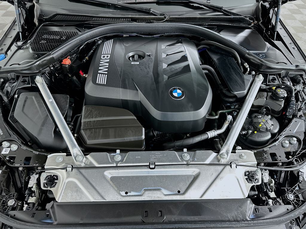 Thumbnail: 2025 BMW 4 Series - 31