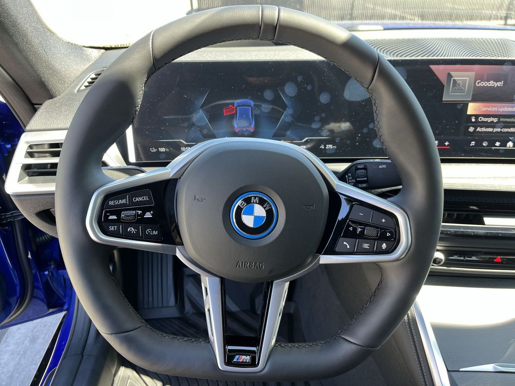 2025 BMW i4 xDrive40 6