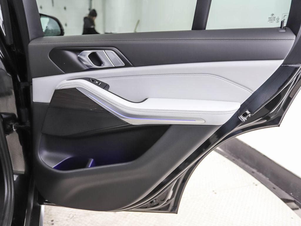 Thumbnail: 2024 BMW X5 - 25