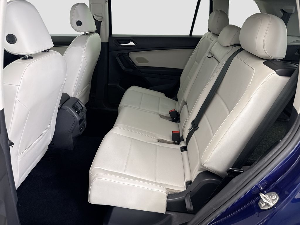 Thumbnail: 2021 Volkswagen Tiguan - 20