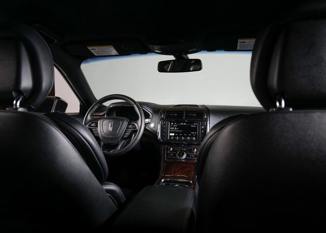 2018 Lincoln Continental Premiere photo 13