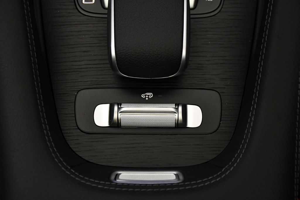 Thumbnail: 2026 Mercedes-Benz GLS - 32