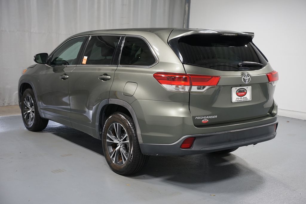 Thumbnail: 2018 Toyota Highlander - 6