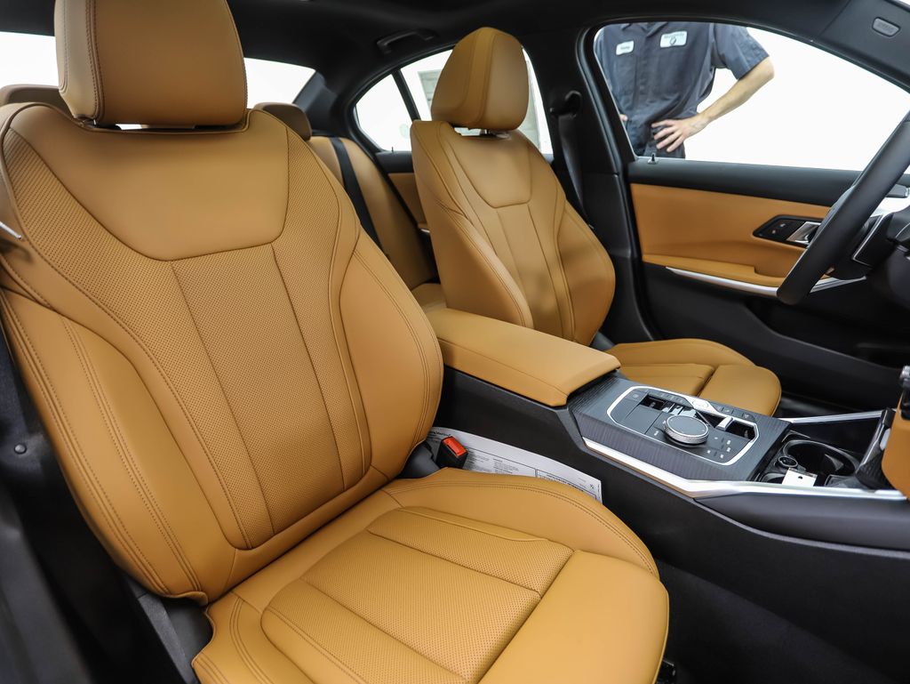 2025 BMW 3 Series 330i xDrive 31