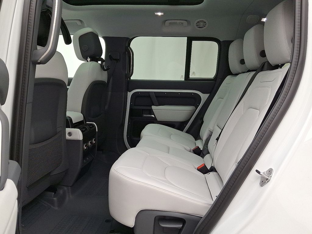 Thumbnail: 2025 Land Rover Defender - 6