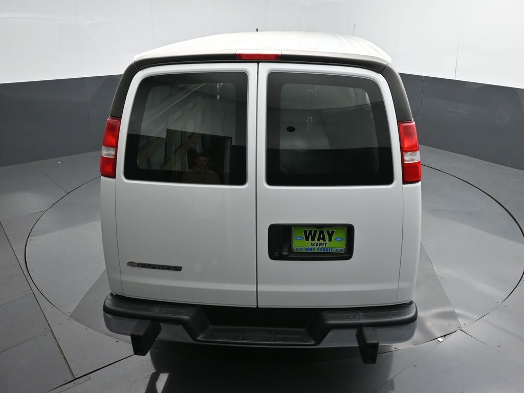 2020 Chevrolet Express Cargo RWD 2500 Regular Wheelbase WT
