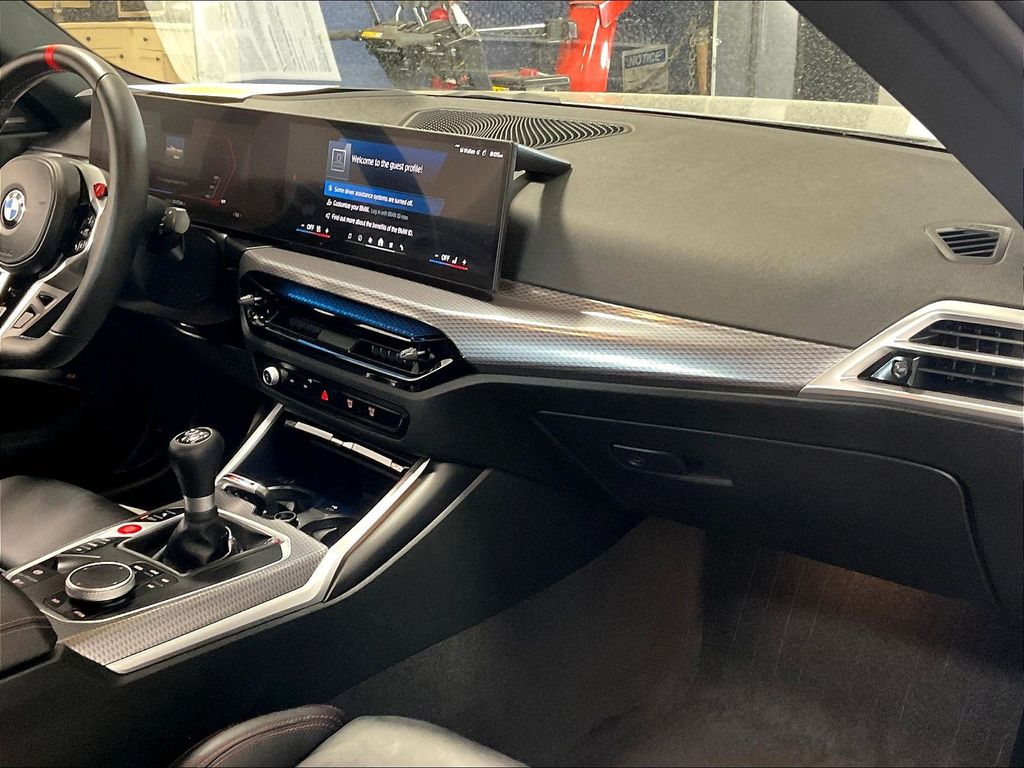 2025 BMW M2 — photo 14
