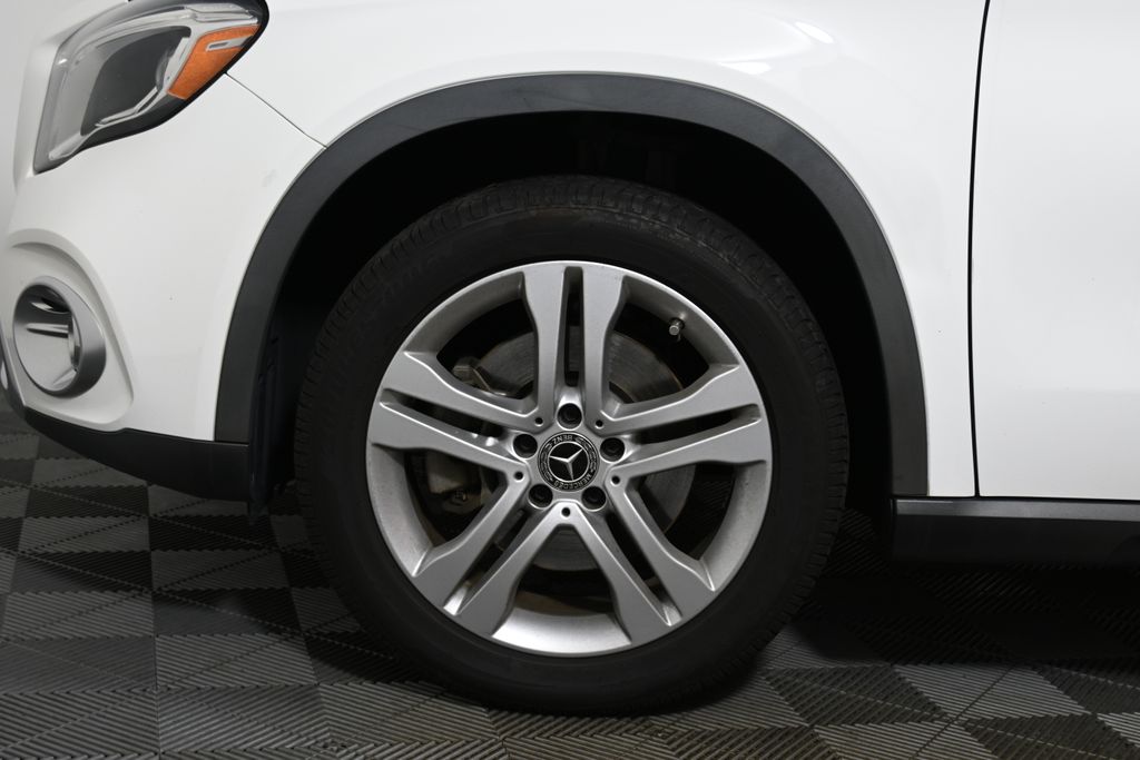 Thumbnail: 2020 Mercedes-Benz GLA - 11