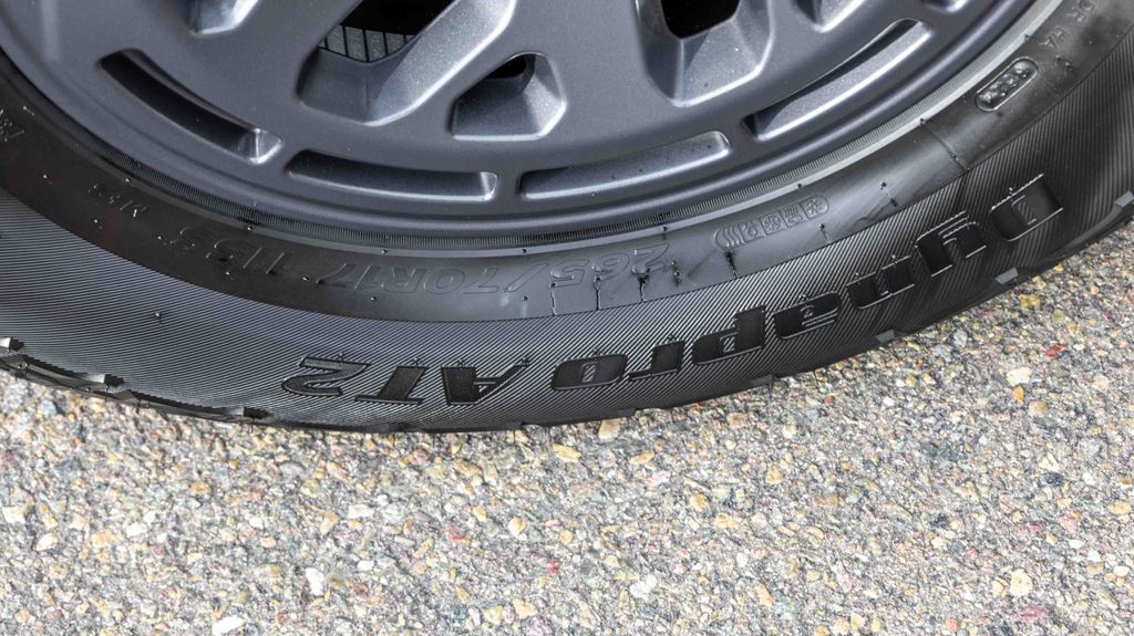 Used 2025 Nissan Frontier PRO-4X 4D Crew Cab