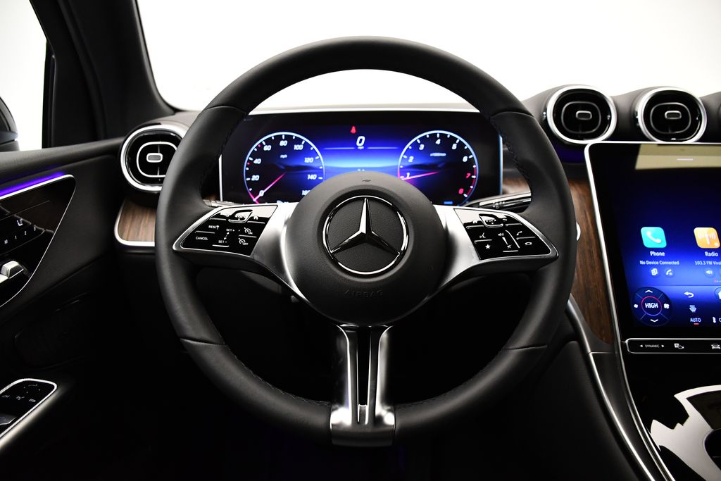 2025 Mercedes-Benz GLC 300 21