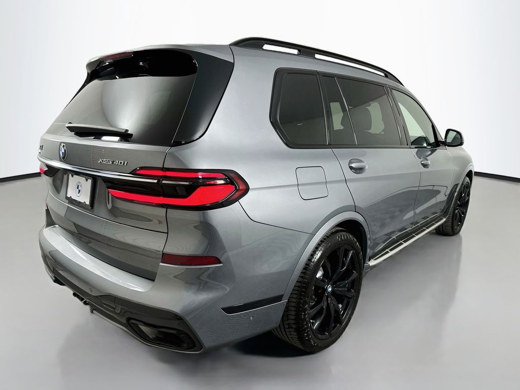 Thumbnail: 2023 BMW X7 - 5