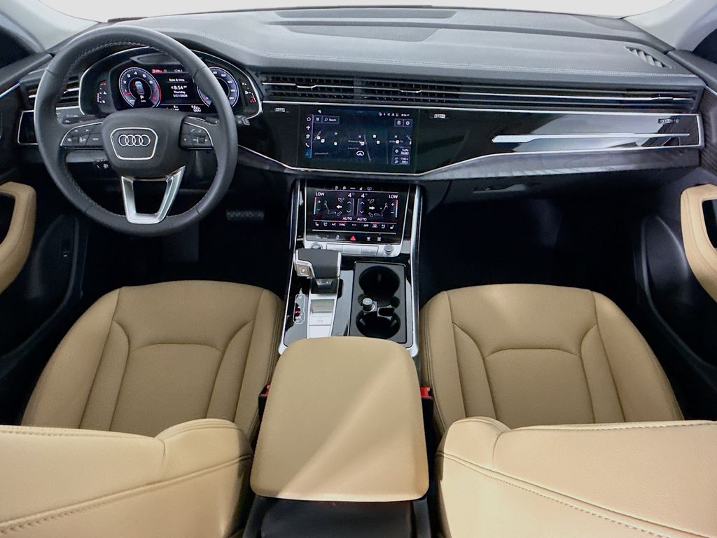 Thumbnail: 2026 Audi Q8 - 14