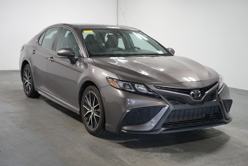 Thumbnail: 2023 Toyota Camry - 3